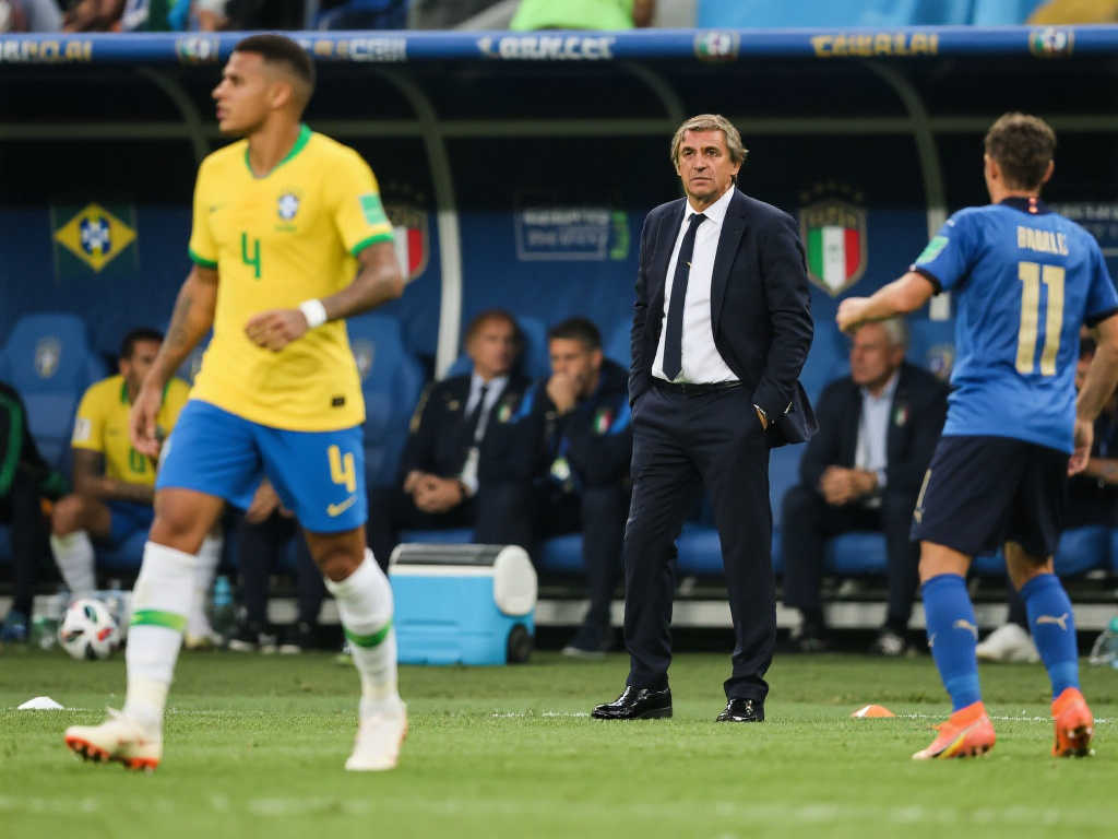 使他在队友 使他在队友